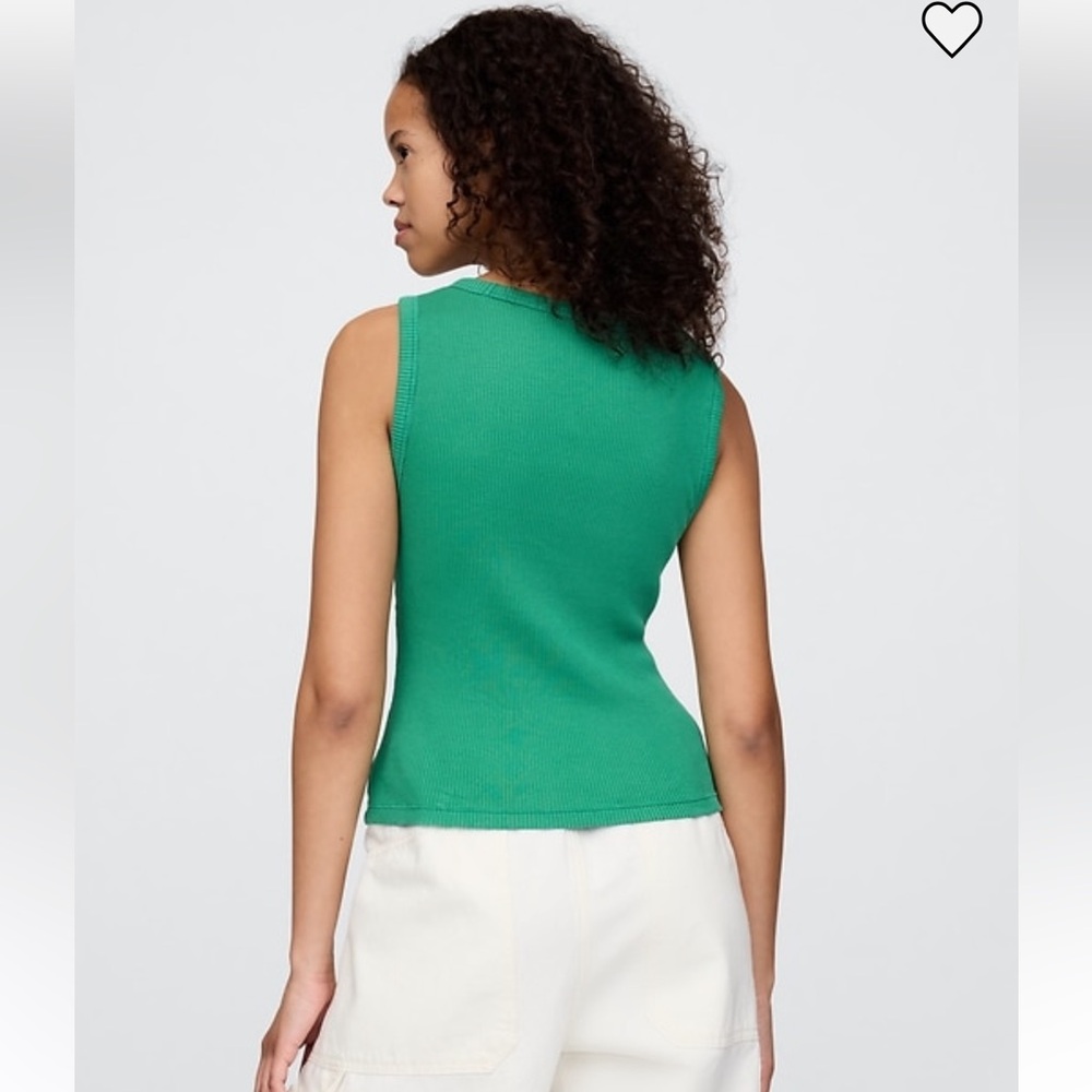 NWT! GAP Ribbed Tank Top, size medium - Picture 5 of 9